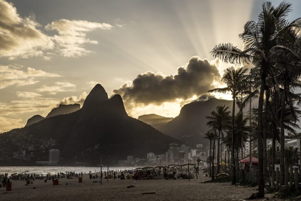 Quais são as melhores praias do Rio de Janeiro? 2 rio de janeiro praia